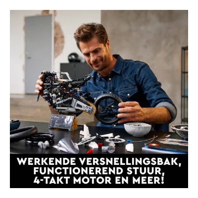 LEGO Technic BMW M 1000 RR Motor - 42130 - Image 3
