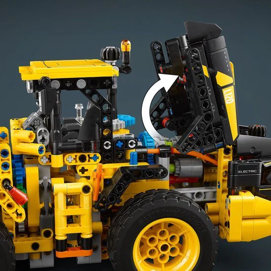 LEGO Technic Volvo L120 Electric Wiellader - 42209 - Image 4